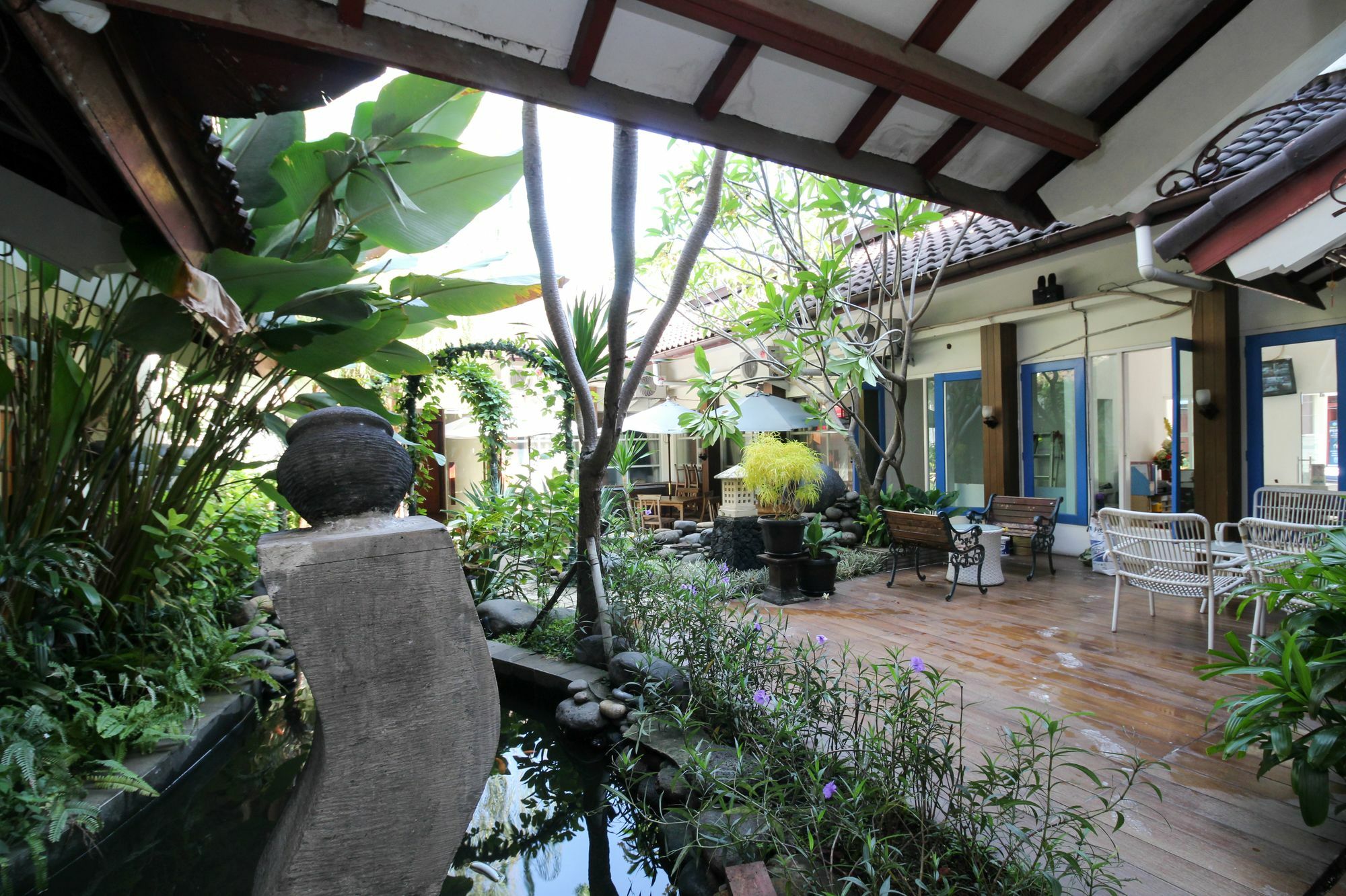 Hotel Myzone Homtel Semarang Exterior foto