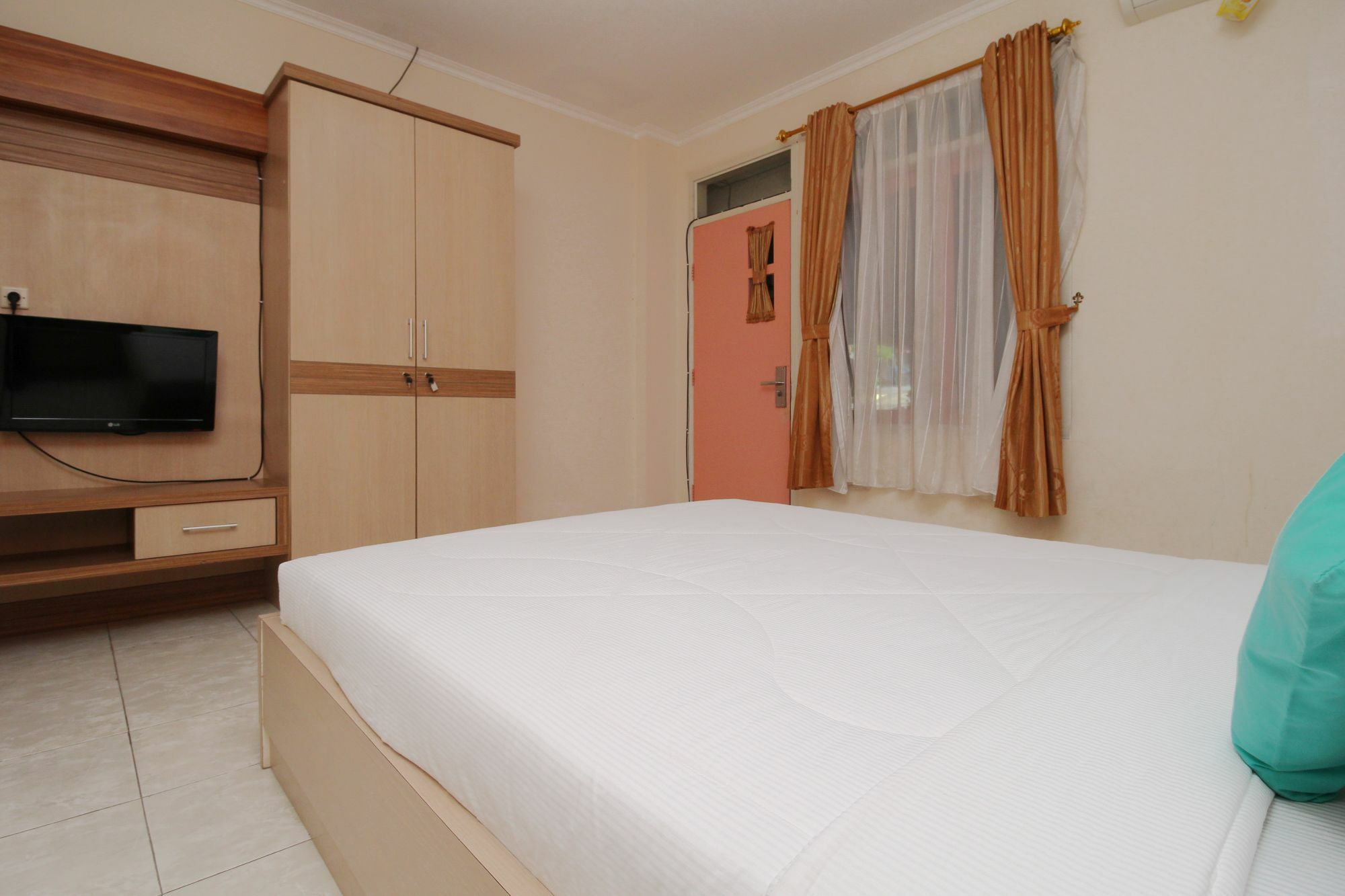 Hotel Myzone Homtel Semarang Exterior foto